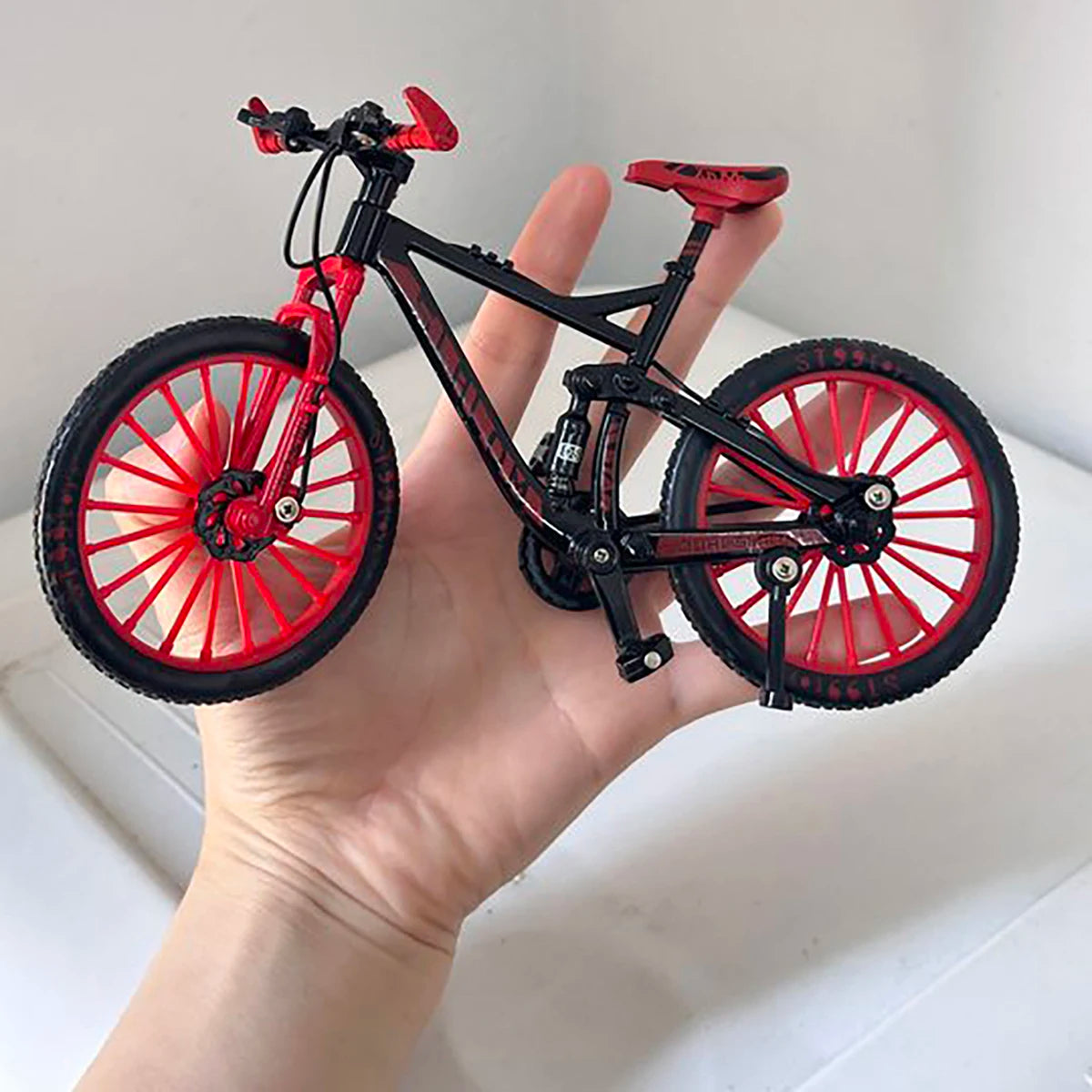 Mini Alloy Bicycle Diecast Model Finger Mountain Miniature Metal Bike Racing Toy Simulation Collection Toys For Boys