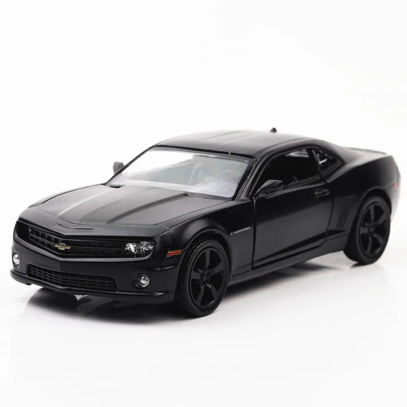 Chevrolet Camaro Alloy Car Pull-Back Racing Toy with Open Doors for Kids & Collectors