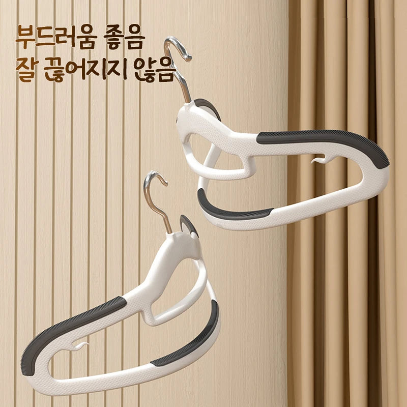 10PCS Clothes Hanging Household Hangers Non-slip Dormitory Bedroom Special Storage Clothes Hanging No Trace - Zecs shopping